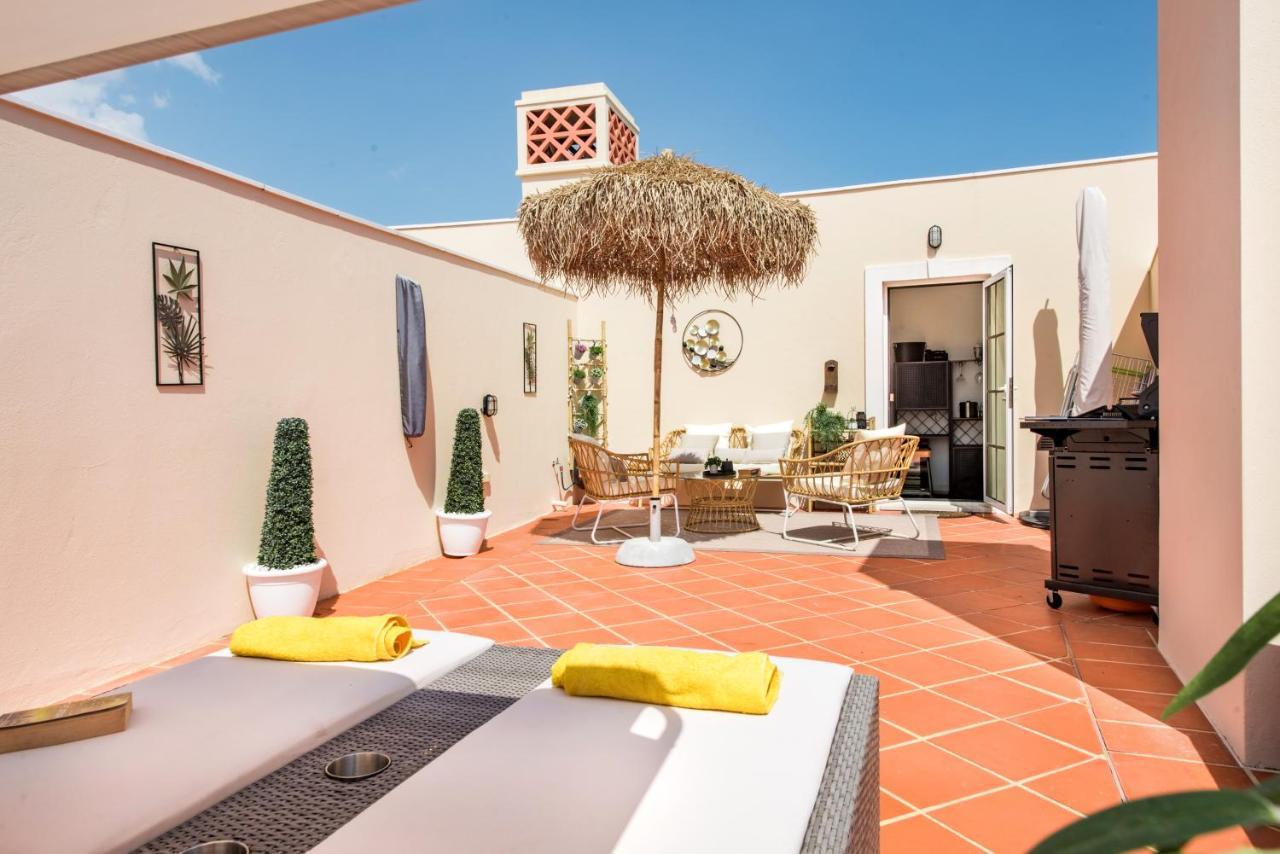 Apartment Luxury With Communal Pool And Terrace *