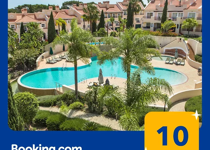 Luxury Apartment With Communal Pool And Terrace