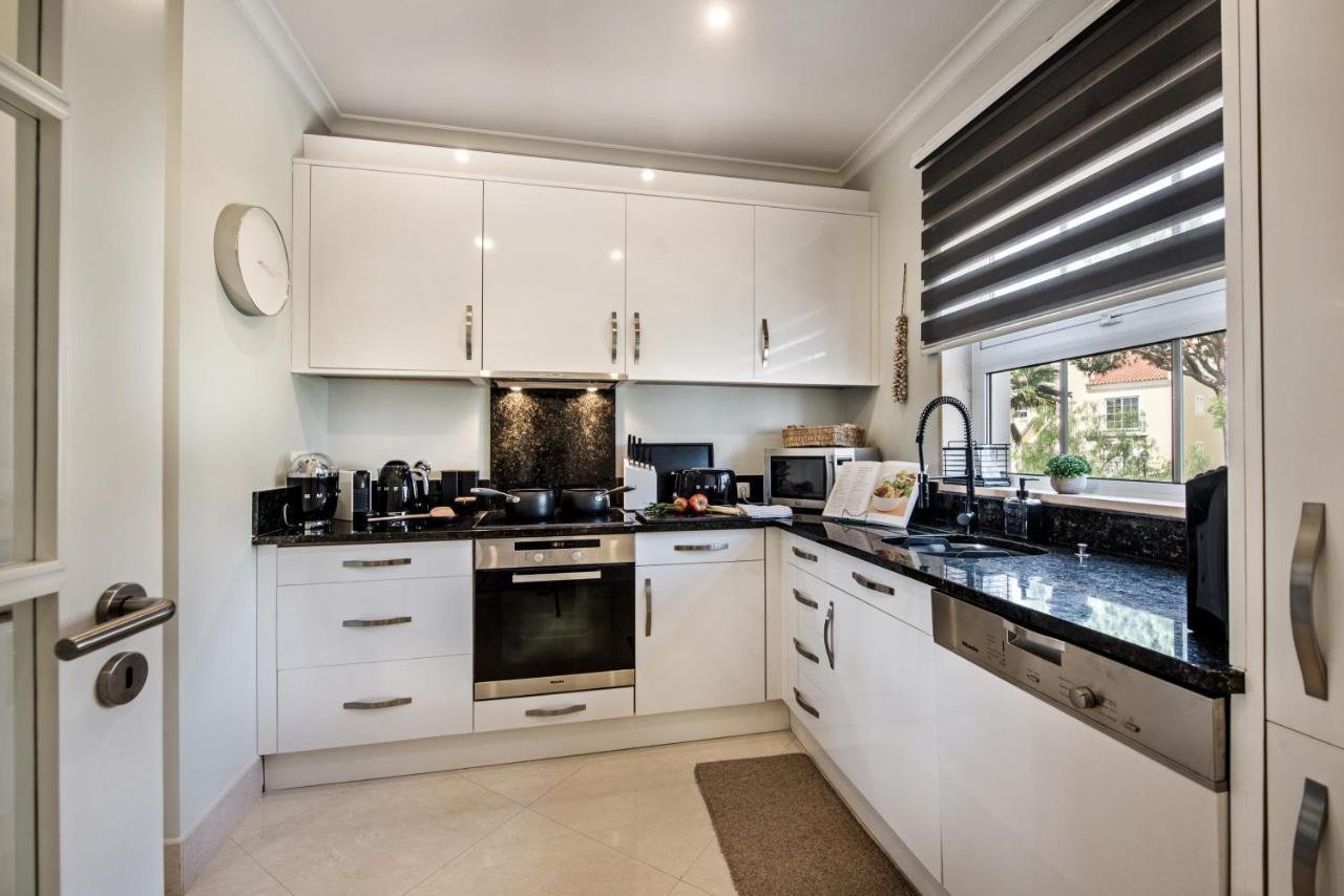 Luxury With Communal Pool And Terrace Apartamento